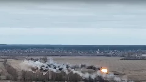 Keganasan Pasukan Ukraina Terekam dalam Video, Heli Rusia Remuk - GenPI.co