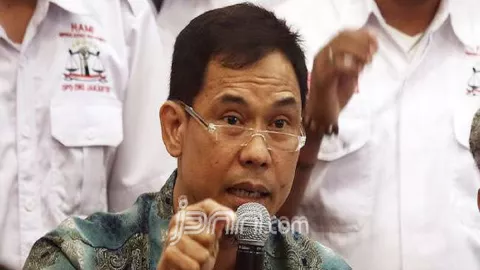 Sebelum Ditangkap, Munarman Bertemu Saksi di Rumah Amien Rais - GenPI.co