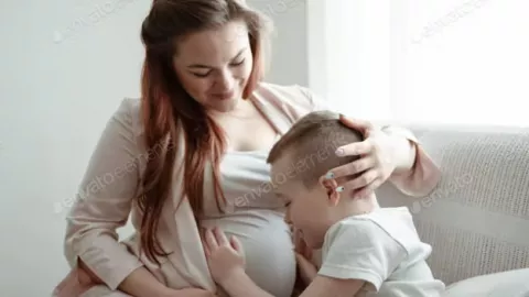 Rawan Keguguran, Ini 4 Langkah Kuatkan Janin pada Awal Kehamilan - GenPI.co