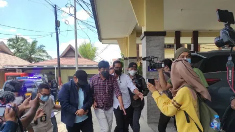 Polisi Tangkap Ketua Kadin Kalimantan Barat Joni Isnaini - GenPI.co