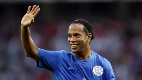 RANS Nusantara FC Resmi Diperkuat Ronaldinho - GenPI.co