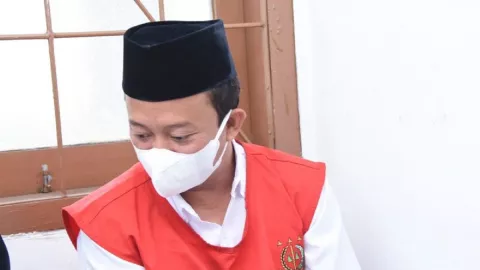 Predator Herry Wirawan Akhirnya Divonis Mati - GenPI.co
