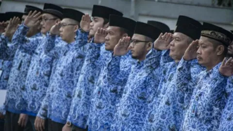 Forum Honorer Banten Sentil Anggota Komisi II DPR: Pernyataan Konyol - GenPI.co