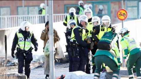 Pembakaran Al-Quran di Swedia, Arab Saudi Murka - GenPI.co