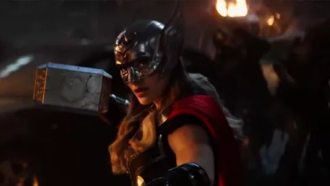 Trailer Thor 4 Akhirnya Dirilis, Jane Foster Keren Banget! - GenPI.co