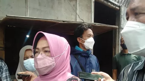 Warga Jebol Tembok Bekas Keraton Kartasura, Bupati Naik Pitam!  - GenPI.co