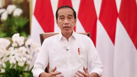 Jokowi Bagi-bagi Kekuasaan untuk Mendukung 3 Periode - GenPI.co