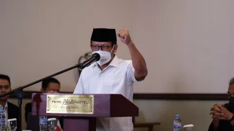 IPW Buka Suara soal Kaburnya Anak Kiai Buronan Pencabulan - GenPI.co
