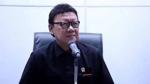 Menteri Tjahjo Kumolo Blak-blakan, Honorer PNS Sampai Nangis - GenPI.co