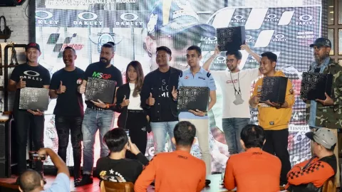 Tepis Kabar Buruk, MS Glow Ajak Geng Motor Nobar MotoGP - GenPI.co