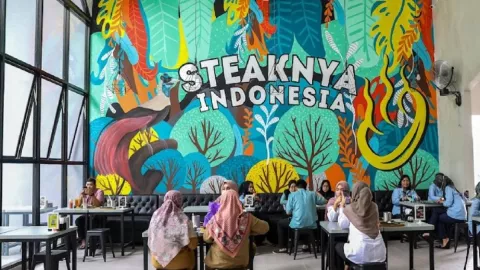 Waroeng Steak & Shake Tersertifikasi Halal MUI Hingga 2026 - GenPI.co