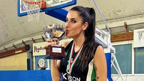 Intip Pesona Bidadari Italia, Atlet Basket Cantik dan Seksi - GenPI.co