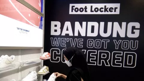Foot Locker Hadir di Bandung, Sneaker Edisi Terbatas Jadi Incaran - GenPI.co