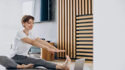 3 Manfaat Yoga untuk Nyeri Tubuh, Sakit Pinggang Pergi! - GenPI.co