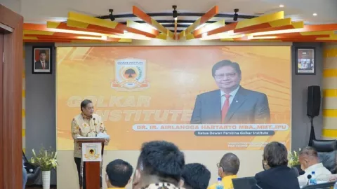 Airlangga Minta Kader Muda Golkar Siap Hadapi Perubahan Iklim - GenPI.co