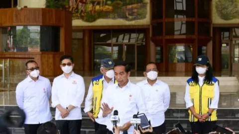 Cacar Monyet Merebak, Jokowi Perintahkan Menkes Siapkan Vaksin - GenPI.co