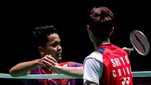Kejuaraan Dunia: Senyum Manis Shi Yuqi Saat Dibungkam Anthony Ginting - GenPI.co