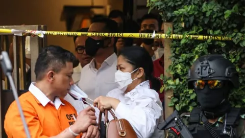 170 Polisi Dikerahkan Jelang Sidang Ferdy Sambo Dkk, Nggak Ada Ampun - GenPI.co