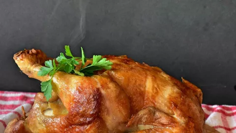 Resep Ayam Panggang Oven Sederhana, Semua Pasti Suka! - GenPI.co