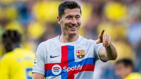 Lewandowski Menggila di Barcelona, Bayern Munchen Mulai Merinding - GenPI.co