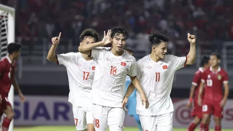Tantang Fans Timnas Indonesia U-19, Pemain Vietnam Diserang Netizen - GenPI.co