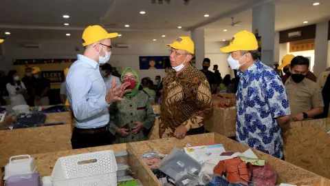 Lucky Bundle Tawarkan Belanja Unik, Harga Barang Turun Setiap Hari - GenPI.co