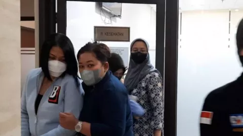 Kejagung Janji Jamin Kesehatan Putri Candrawathi Selama di Tahanan - GenPI.co