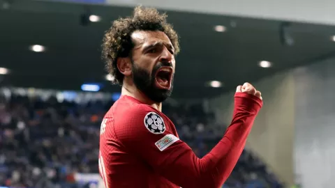 Liverpool Menang 3-0, Mohamed Salah Torehkan Sejarah Baru - GenPI.co
