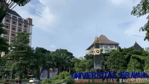 10 Universitas Terbaik di Jawa Timur, Brawijaya Kalahkan Unair - GenPI.co