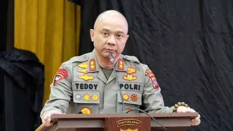 Irjen Teddy Minahasa Layak Diancam Hukuman Mati - GenPI.co