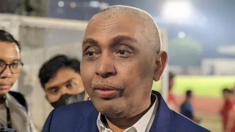 Suporter Unjuk Rasa Pengurus PSSI Mundur, Ahmad Riyadh: Tak Masalah - GenPI.co