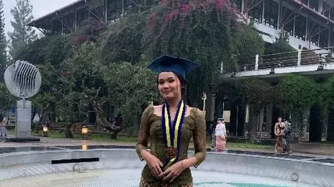 Aletha Shahisa Lulusan ITB dengan IPK Terbaik, Kuliahnya Sibuk - GenPI.co