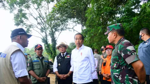 Gempa Cianjur, Jokowi Beri Bantuan Mulai Rp 10 Juta untuk Rekonstruksi Rumah - GenPI.co