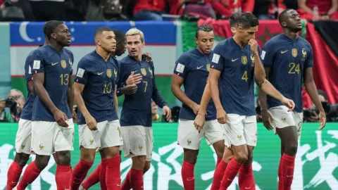 Prancis Tantang Argentina di Final Piala Dunia 2022, Messi Terancam - GenPI.co