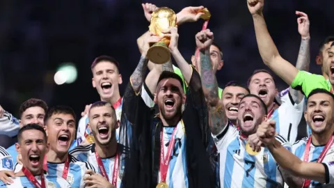 Argentina Juara Piala Dunia 2022, Ulah Qatar ke Messi Dapat Kecaman - GenPI.co