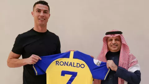 Hijrah ke Asia Gabung Al-Nassr, Cristiano Ronaldo Blak-blakan - GenPI.co
