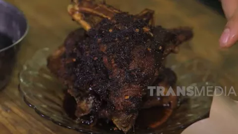 Kuliner Akhir Pekan: Bebek Goreng Enak di Jakarta, ke Pak Munawi Yuk - GenPI.co