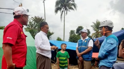 Sambut Tahun Ajaran Baru, Anak-anak Korban Gempa Cianjur Terima Bantuan dari PLN - GenPI.co
