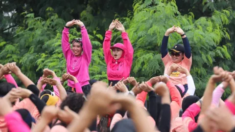 Ajak Ibu-ibu Senam Sehat, Mak Ganjar Ingin Wujudkan Indonesia Bugar - GenPI.co