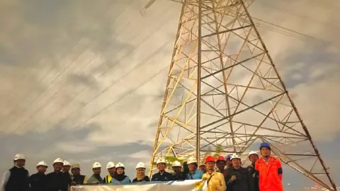 PLN Selesaikan SUTT 150 kV Tegalluar Incomer untuk Dukung Proyek KCJB - GenPI.co