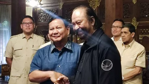 Soal Pertemuan Prabowo dengan Surya Paloh, Pengamat Sebut Basa-basi - GenPI.co