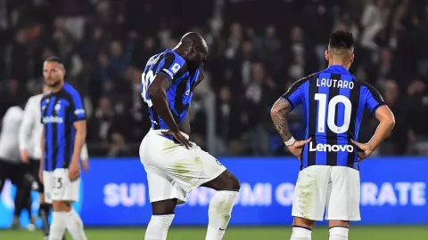 Dibungkam Spezia, Inter Milan Catatkan Rekor Buruk - GenPI.co