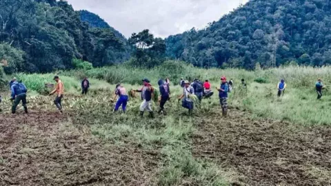 Perhutani Respons Soal Area Edelweis Rusak Dilindas Trail di Bandung - GenPI.co
