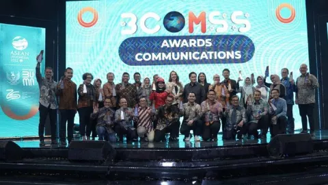 Erick Thohir Serahkan 4 Penghargaan kepada Bio Farma dan Kimia Farma di BCOMSS 2023 - GenPI.co