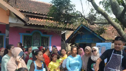 Bagi Tips Menu Warteg, Kowarteg Indonesia Ajarkan Memasak Tahu Mustofa - GenPI.co