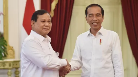 Jokowi Beri Restu Prabowo Maju ke Pilpres 2024, Kata Siti Zuhro - GenPI.co