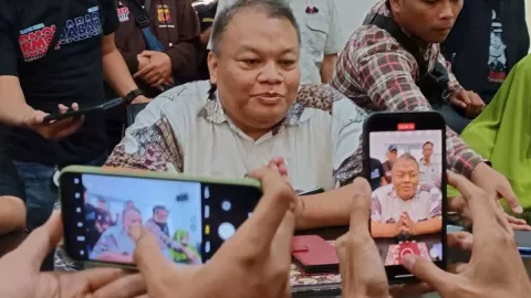 Guru Honorer Dipecat di Cirebon, Sekolah: Sudah Banyak Kasus - GenPI.co