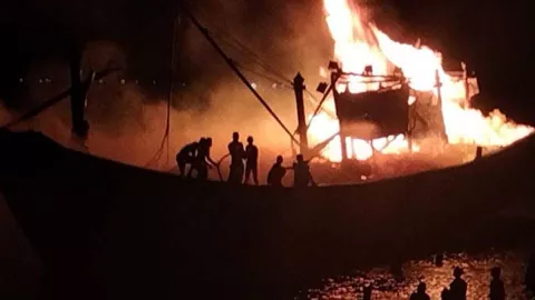 Kapal Nelayan Ludes Terbakar di Aceh Utara, Rugi Banyak - GenPI.co