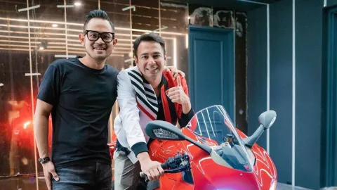 Juragan 99 Enteng Beri Raffi Ahmad Motor Rp 799 Juta, Sultan Mah Bebas - GenPI.co