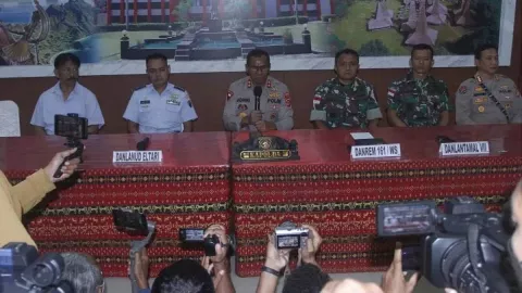 TNI vs Polisi di Kupang: Pos Lebaran 2023 Dirusak, Mobil Dibakar - GenPI.co
